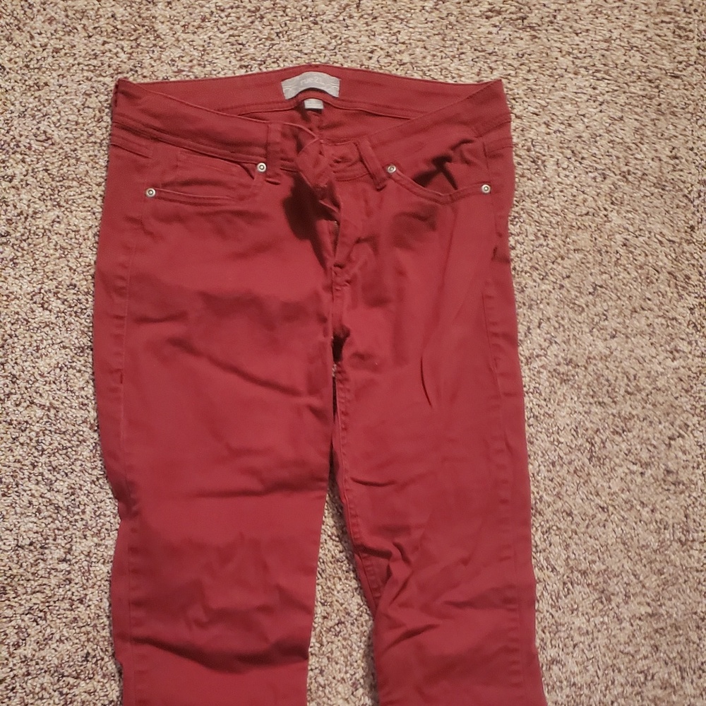 Red Rue 21- size 9- skinny Jean's. Barely worn!